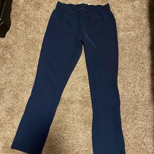 Like new Lululemon On The Fly full length Pant